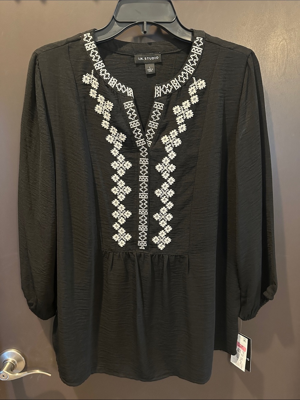 NWT I.N. Studio Black Embroidered Tunic Top